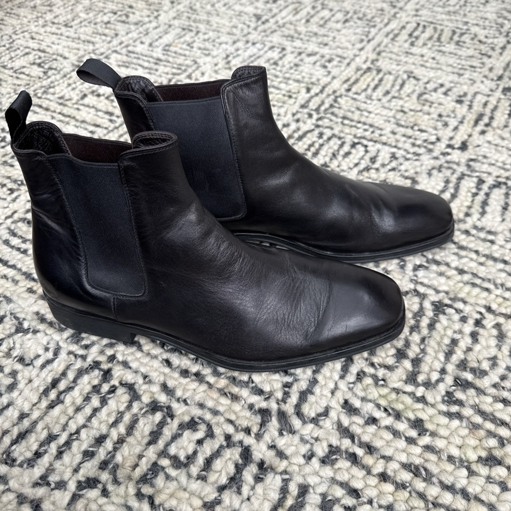 Monte Rosso Black Leather Chelsea Boots